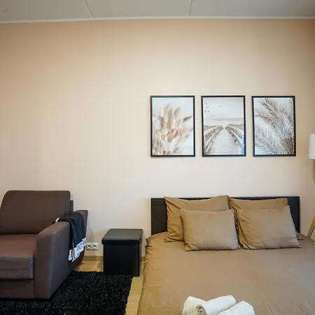Apartment Cozy Center Studioapartment, Free Parking *